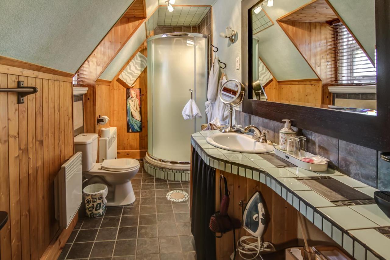 Chateau Murdock Gite Et Esthetique 1950 Chicoutimi エクステリア 写真