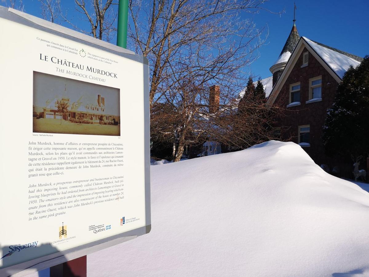 Chateau Murdock Gite Et Esthetique 1950 Chicoutimi エクステリア 写真